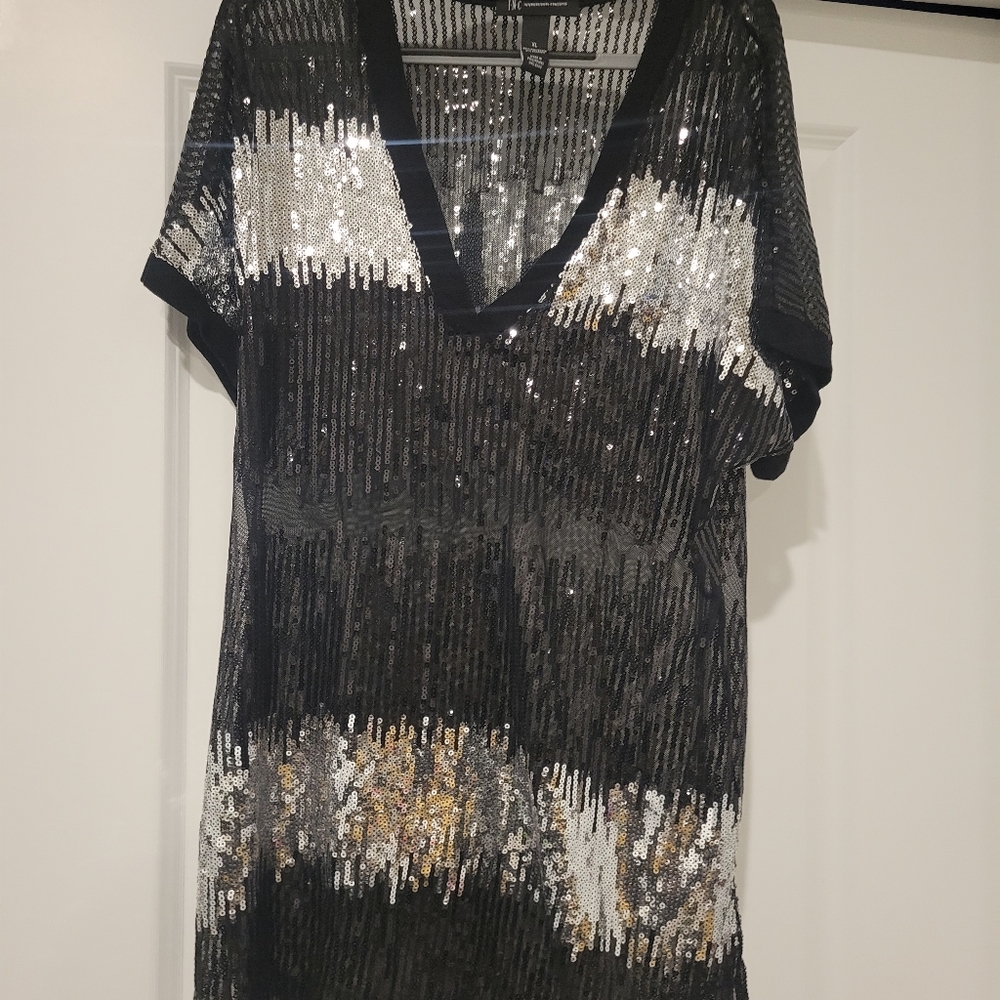 INC International Concepts Black and Silver Sequin Tunic